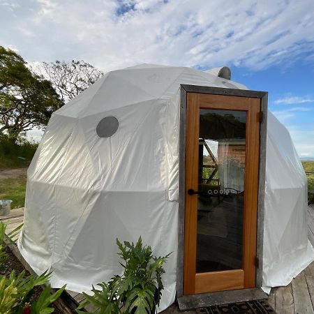 Golden Domes Hotel Cootharaba Luaran gambar