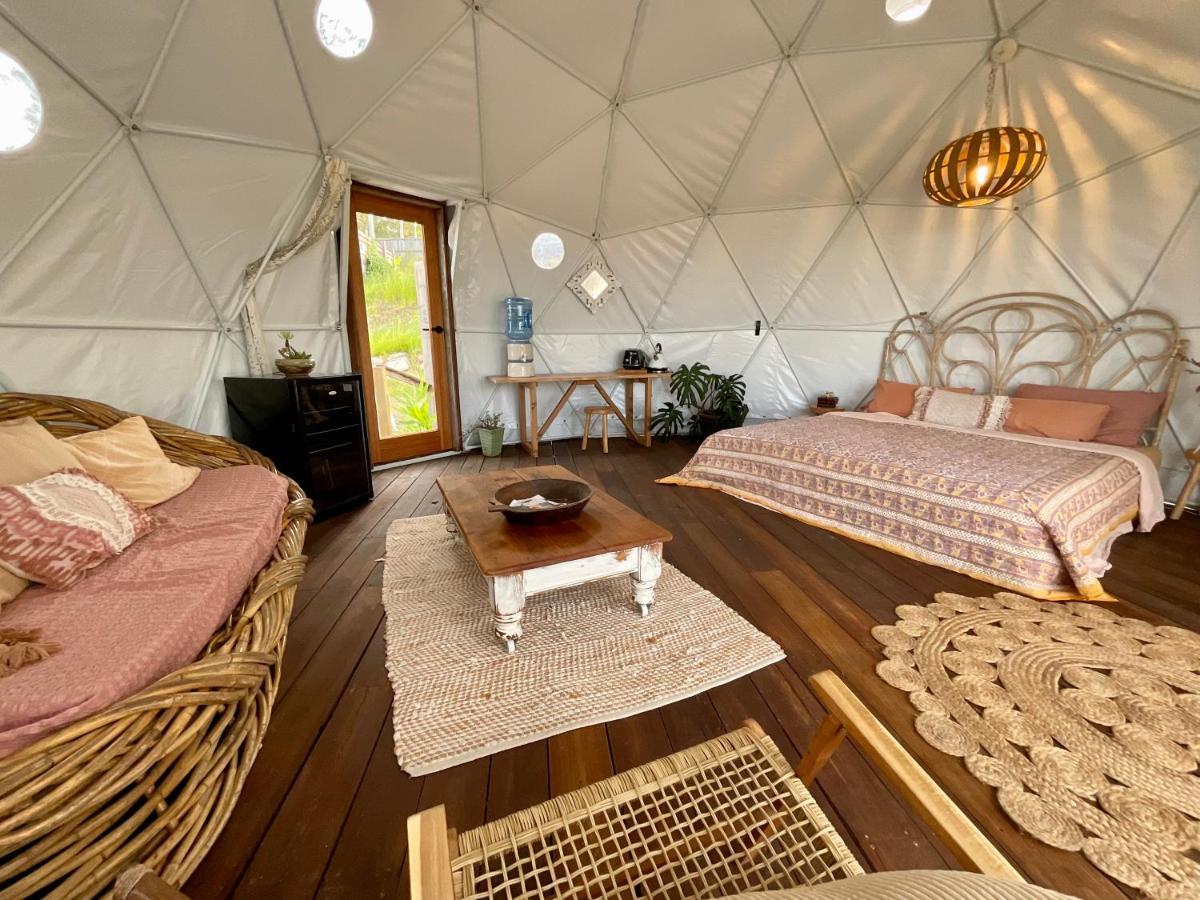 Golden Domes Hotel Cootharaba Luaran gambar